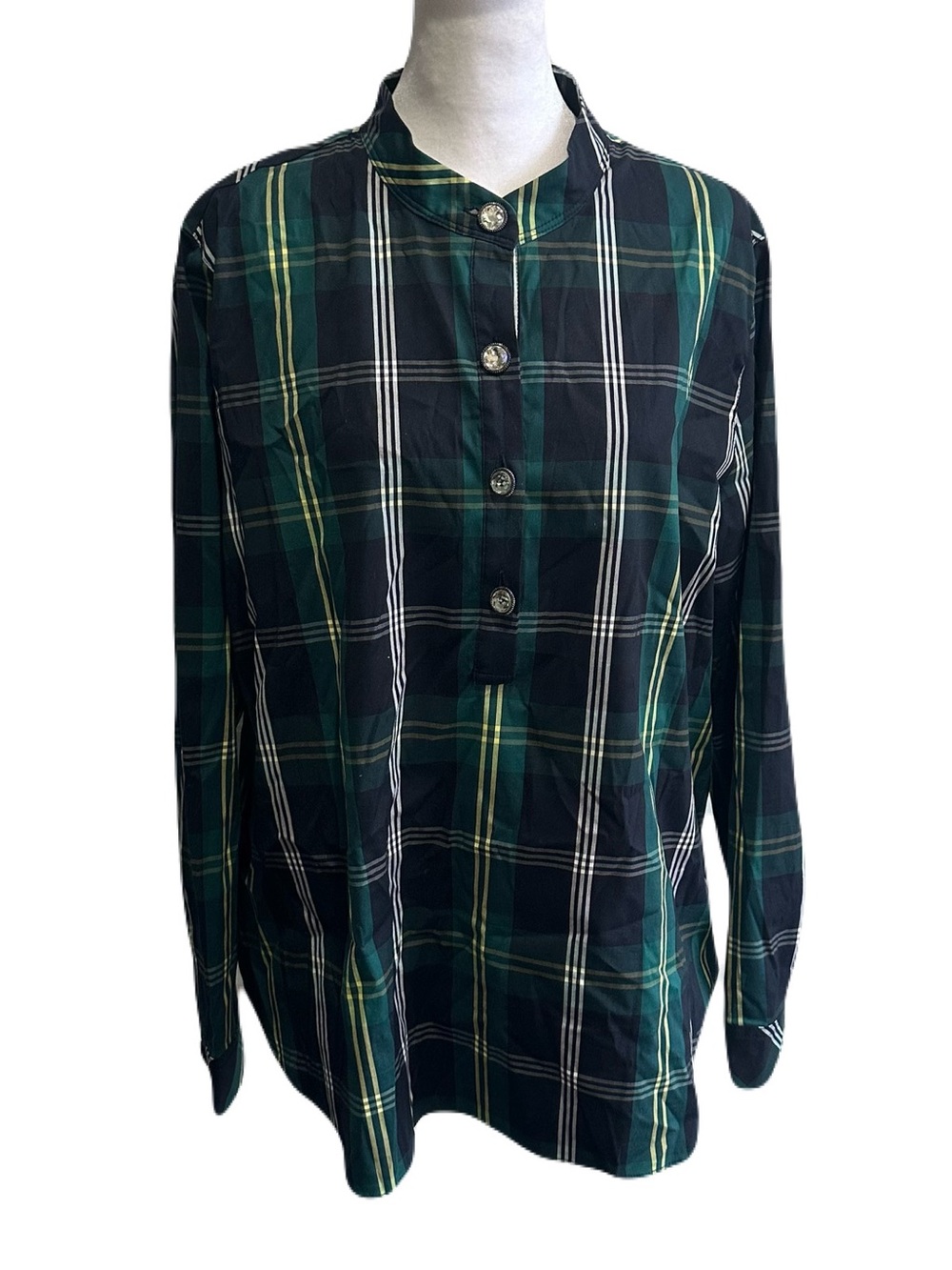 CHICOS Plaid Crystal Button Top in Jasper, Like New